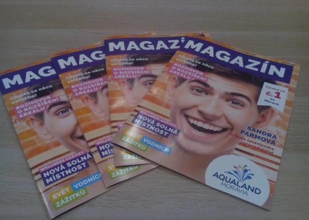 Magazín Aqualandu Moravia na stole