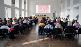 Diskuze proběhla v aule FSS Masarykovy univerzity.