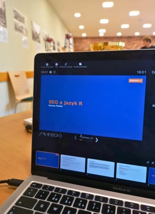 Jazyk R na SEO BootCamp